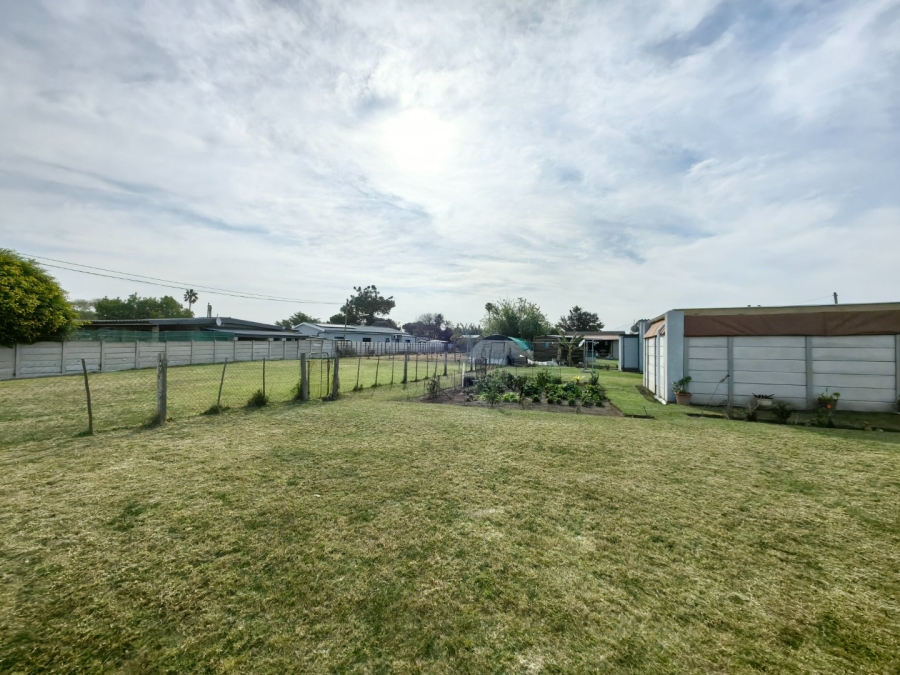 3 Bedroom Property for Sale in Fraaiuitsig Western Cape